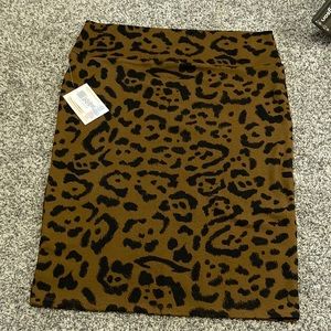 NWT Lularoe Cassie Pencil Shirt